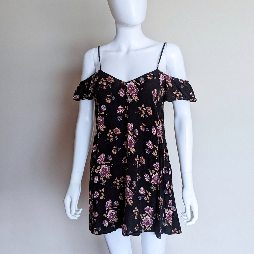 Off Shoulder Floral Mini Dress